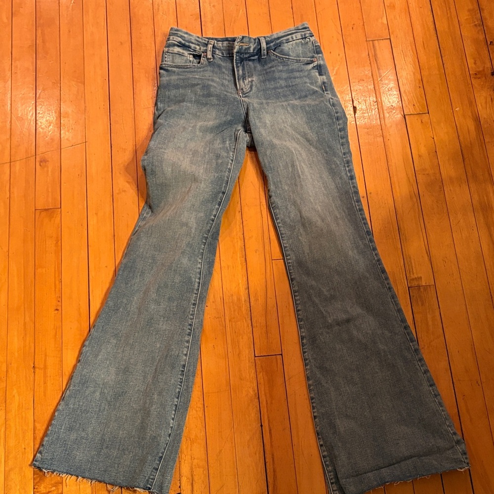 Express Women's ultra hyper flex Blue Flared Jeans